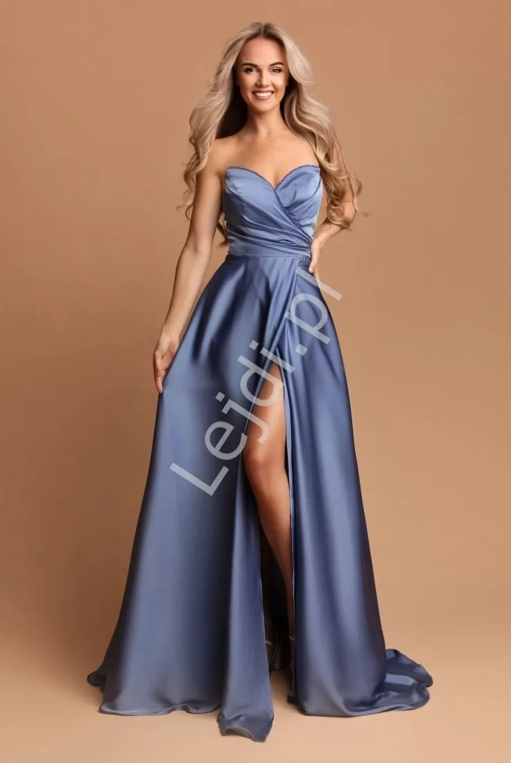 Francuska jeansowa  sukienka wieczorowa z gorsetem i delikatnym koralikowym zdobieniem 2458