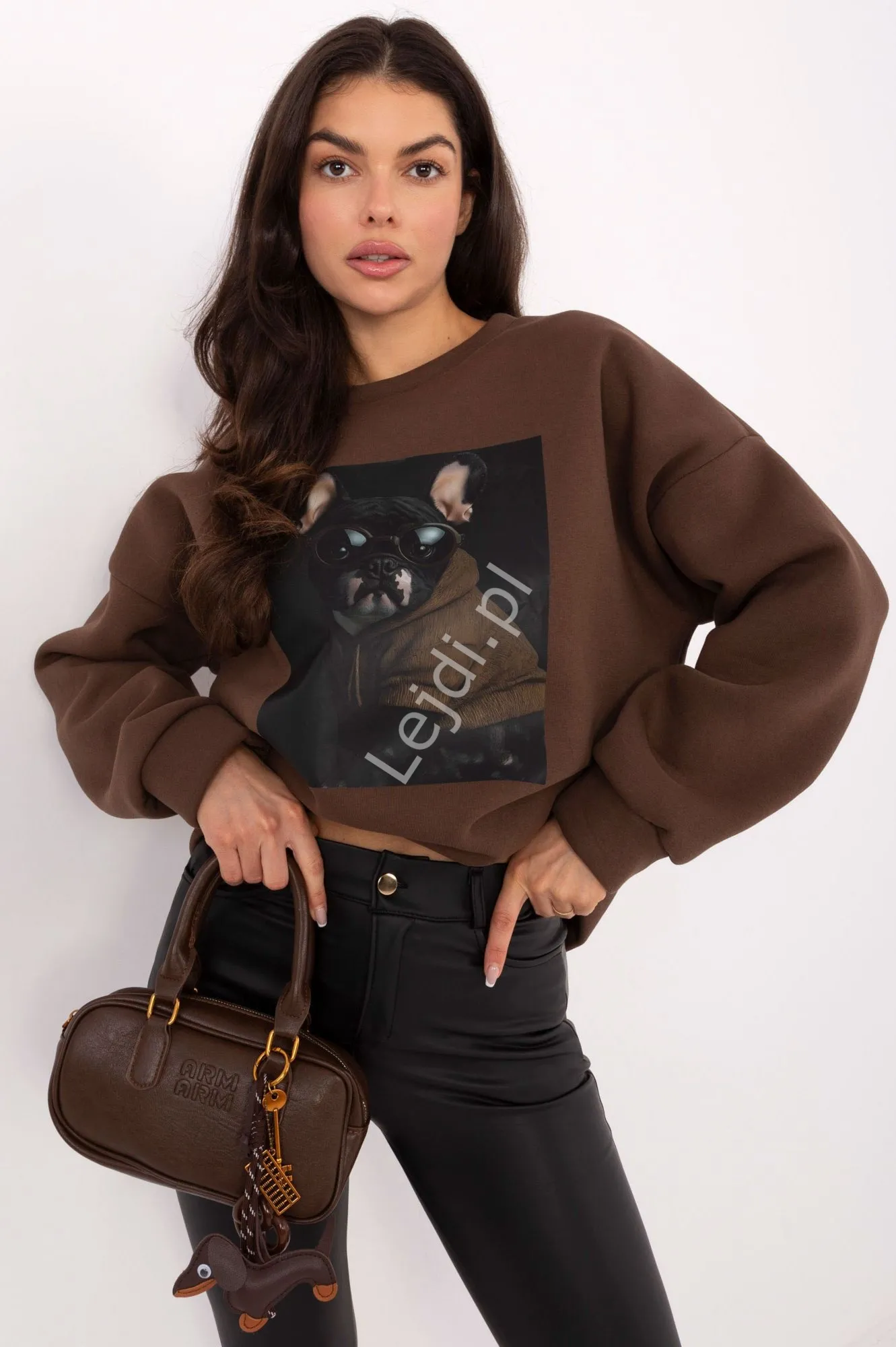 Czekoladowa bluza z nadrukiem buldoga francuskiego ITALY MODA