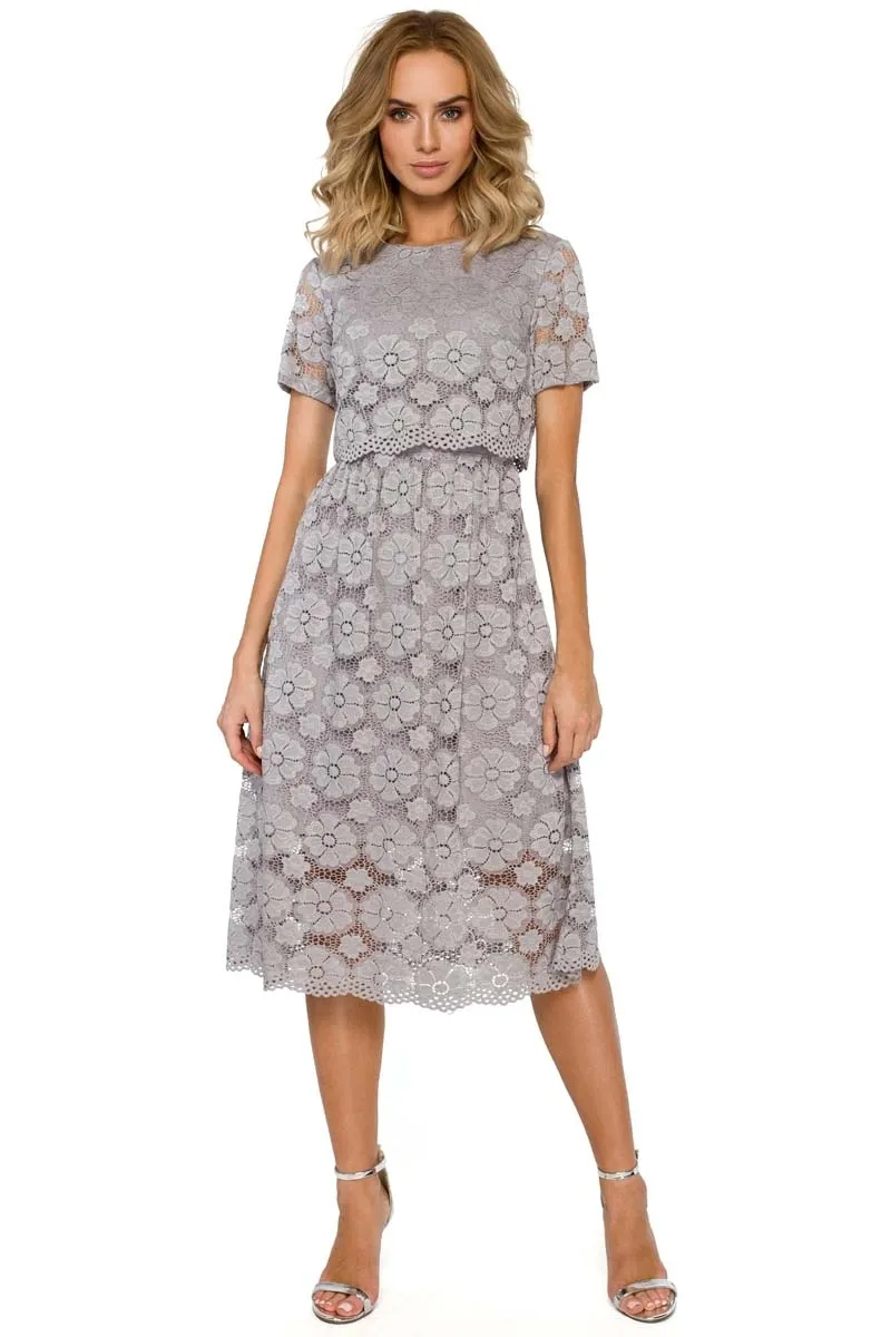 Rozkloszowana, koronkowa sukienka - szara - Rozmiar: L