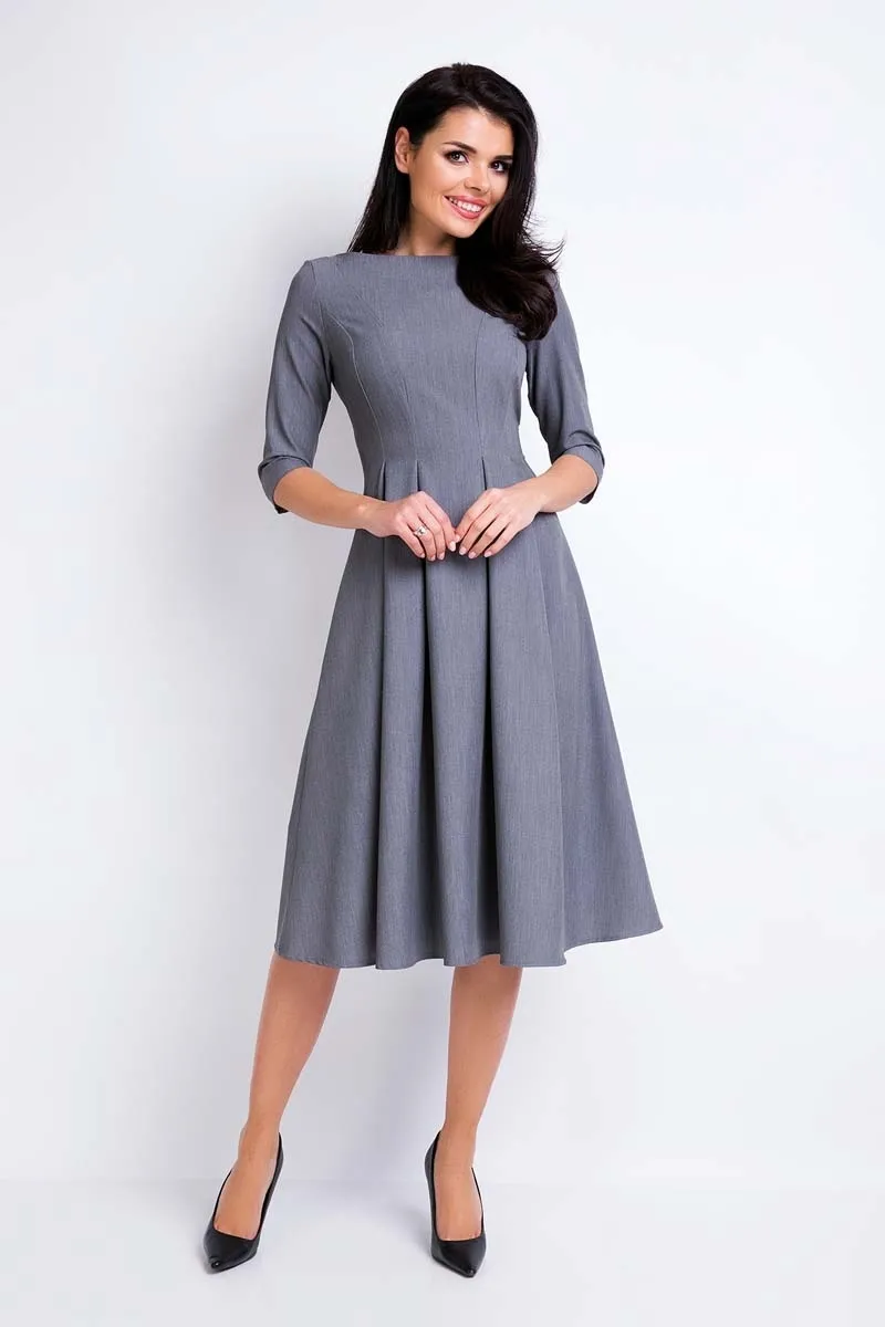 Rozkloszowana sukienka z plisami - szara - Rozmiar: L