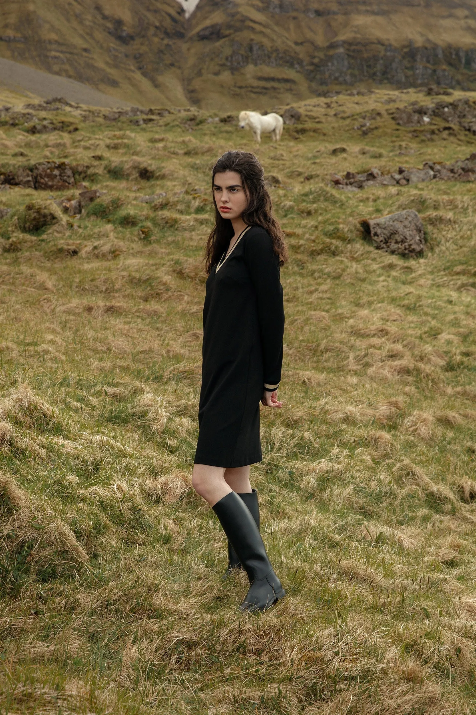 Sukienka z lurexem - Czarna - Rozmiar: M