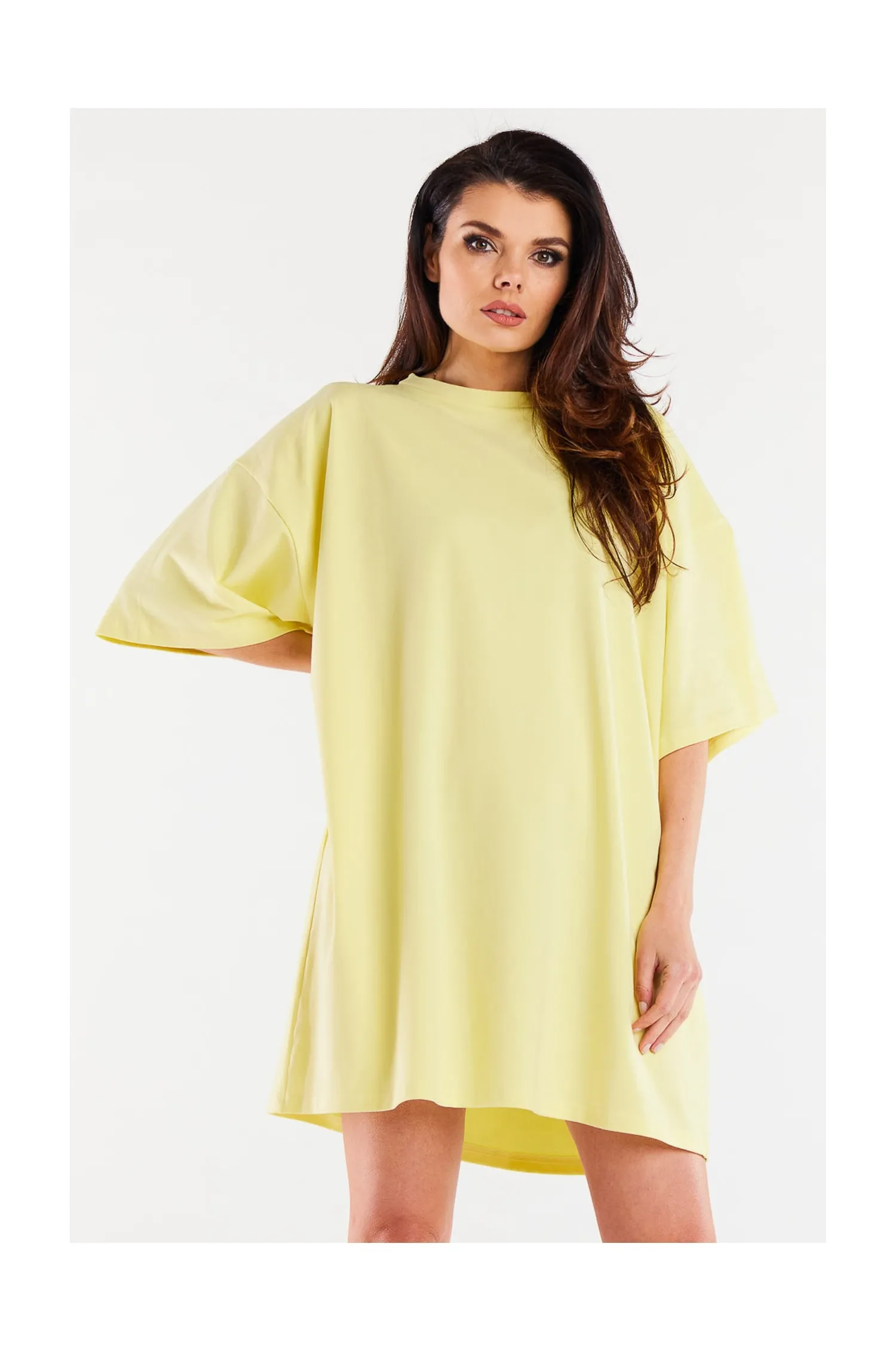 Swobodna sukienka z asymnetrycznym dołem - żóółta