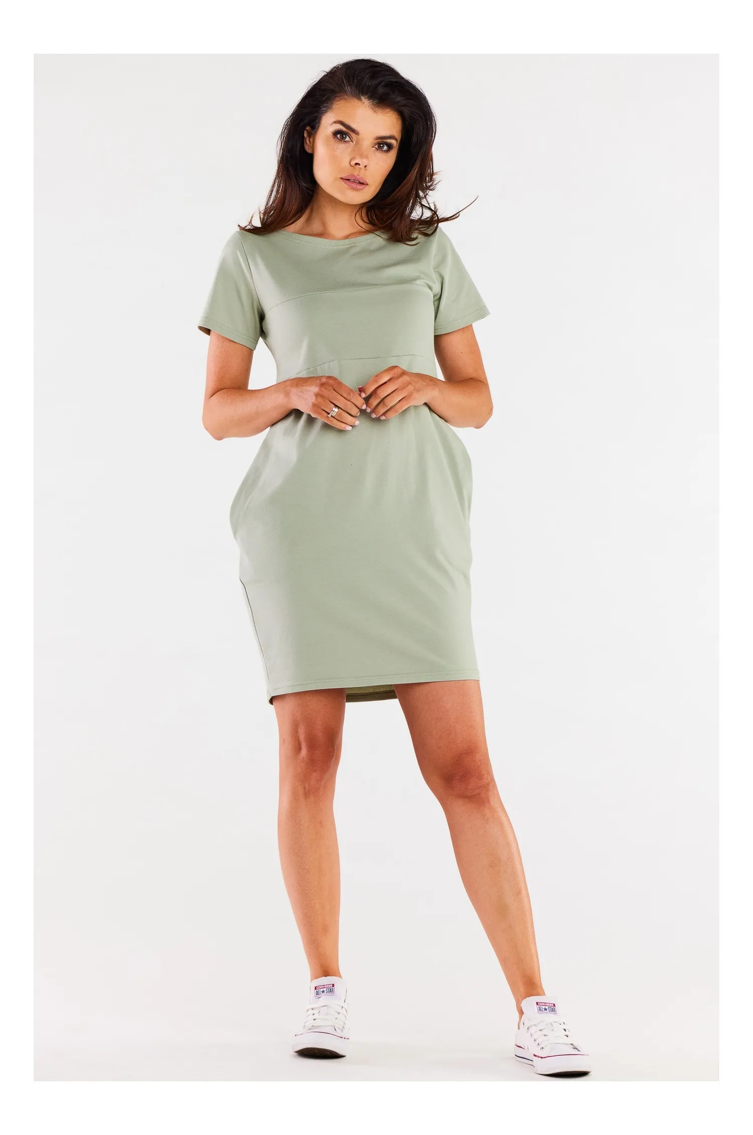 Krótka bawełniana sukienka z przeszyciami - miętowa - Rozmiar: L/XL