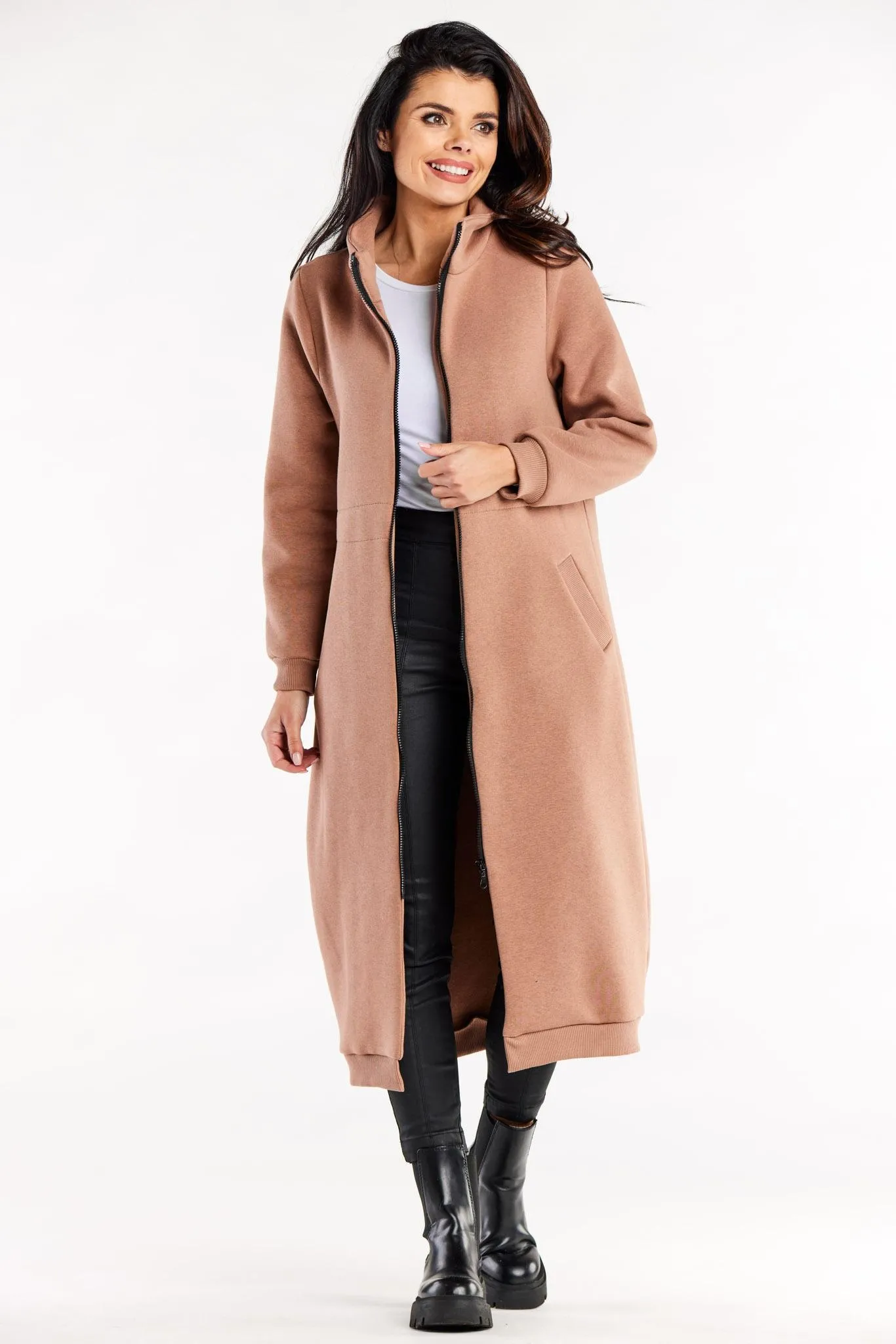 Długa płaszczowa bluza ze stójką - beżowa - Rozmiar: L/XL