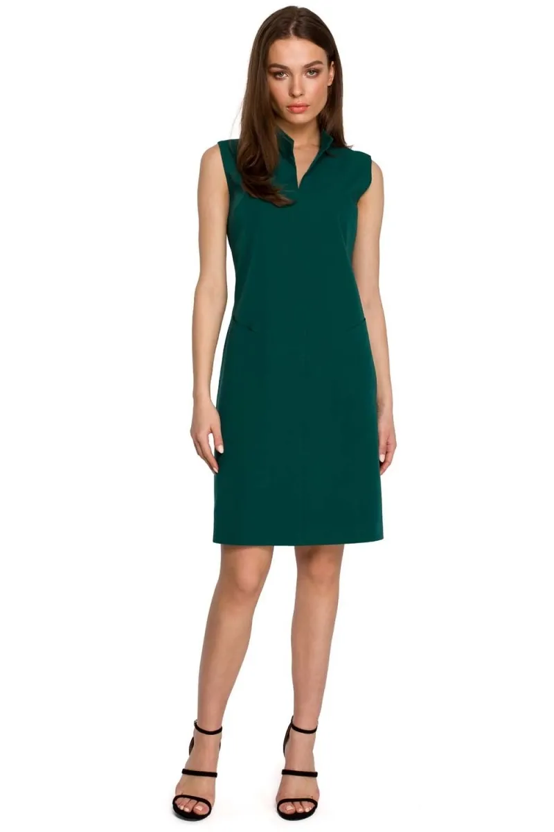 Prosta sukienka ze stójką - zielona - Rozmiar: S