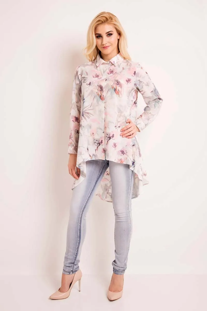 Jasna Długa Wzorzysta Koszula z Rozkloszowanym Tyłem