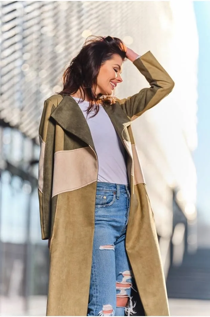 Długi Zamszowy Płaszcz Wiązany Paskiem - Khaki