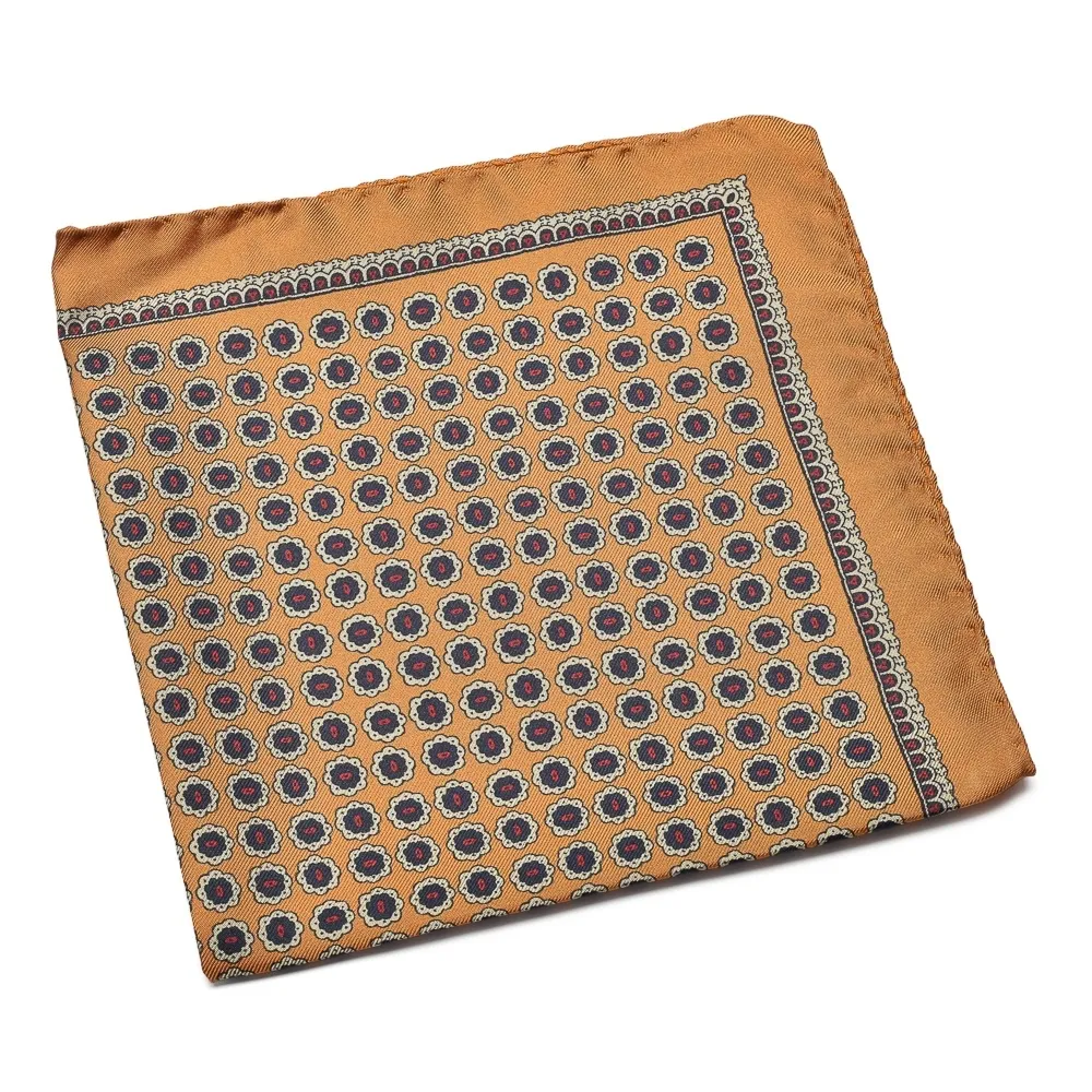 Jedwabna miodowa poszetka w bordowy  wzór