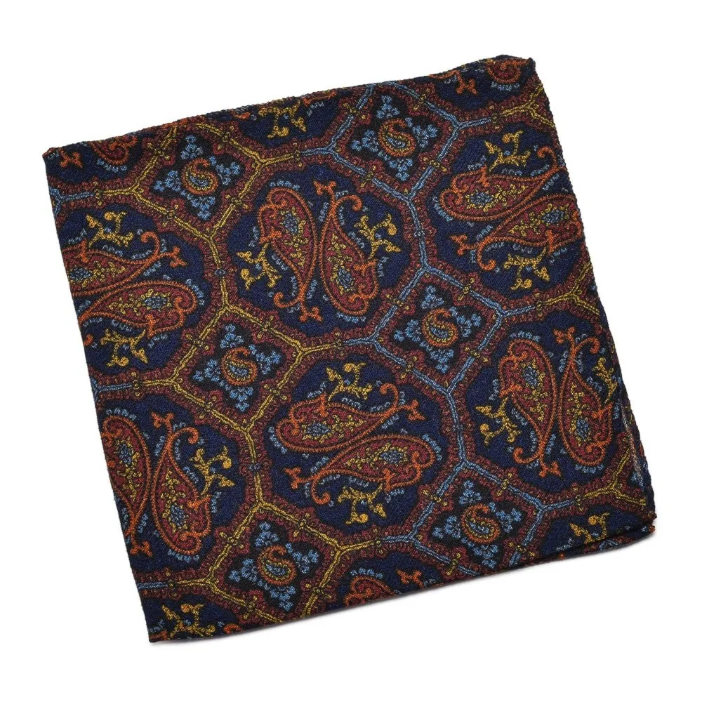 Granatowa poszetka wełniana w pomarańczowy wzór mozaikowy