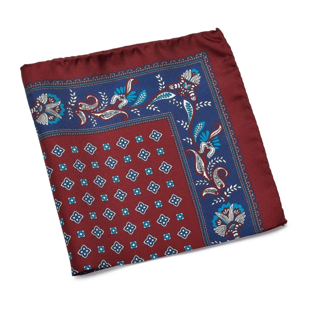 Bordowa jedwabna poszetka w cztery wzory
