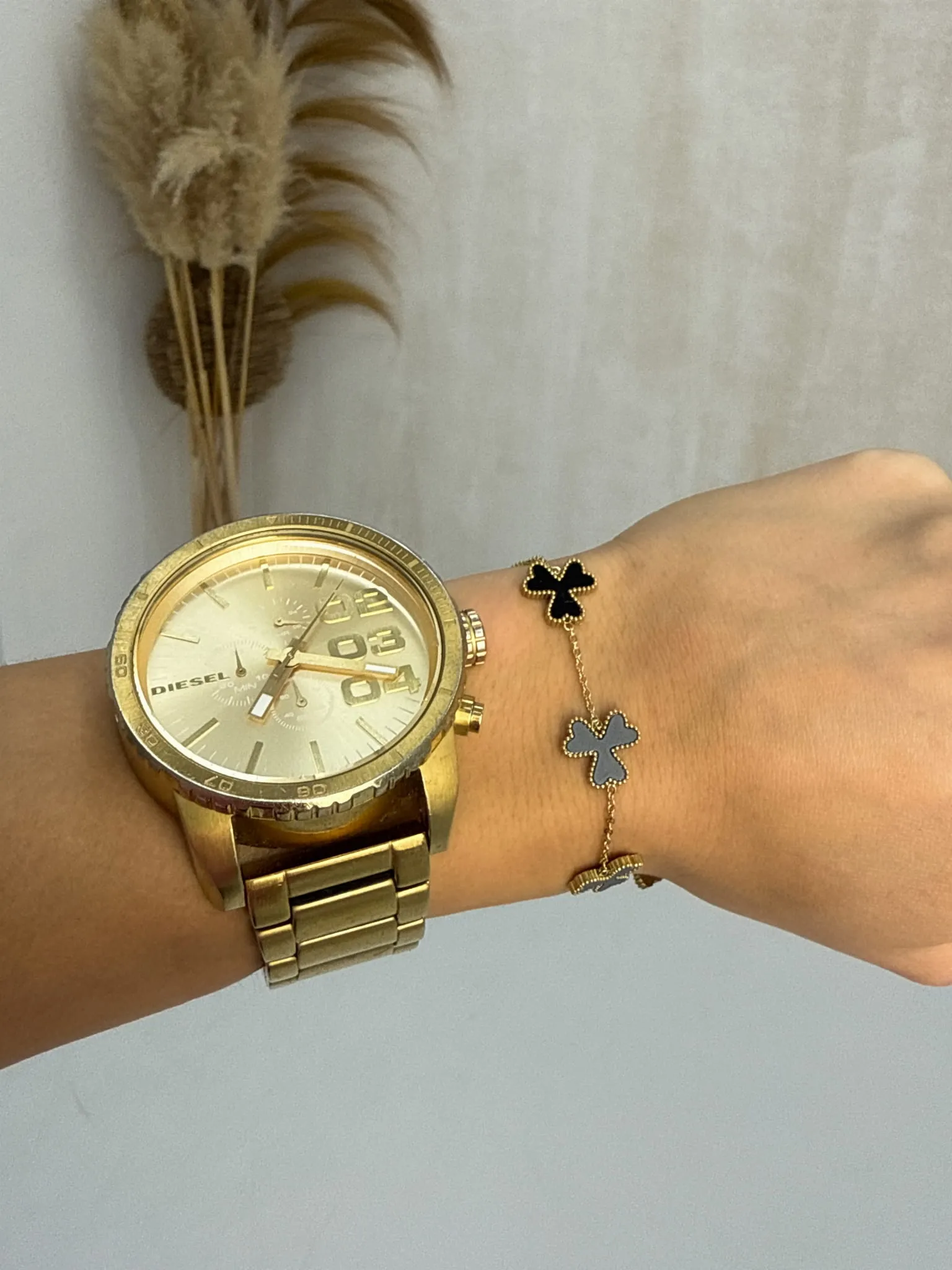 Bransoletka ze stali chirurgicznej złota koniczynka 12