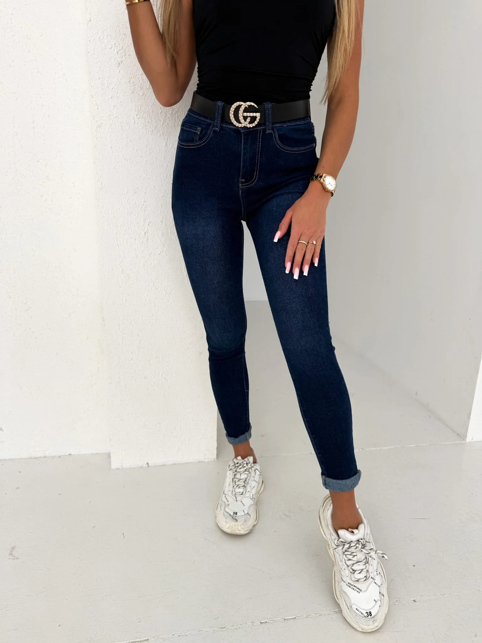 Spodnie jeansowe granatowe gładkie 129