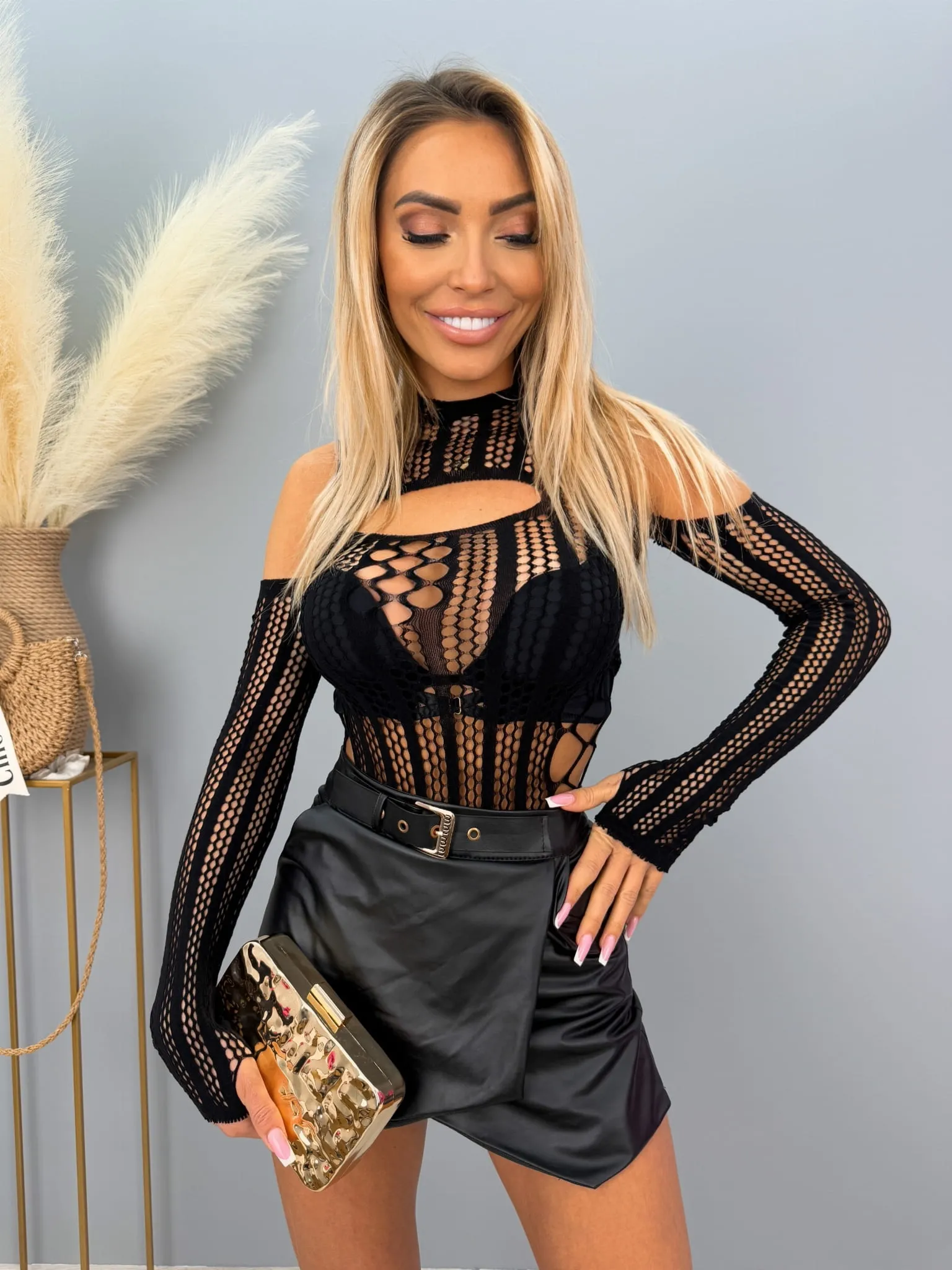 Body z długim rękawem ażurowe czarne W5