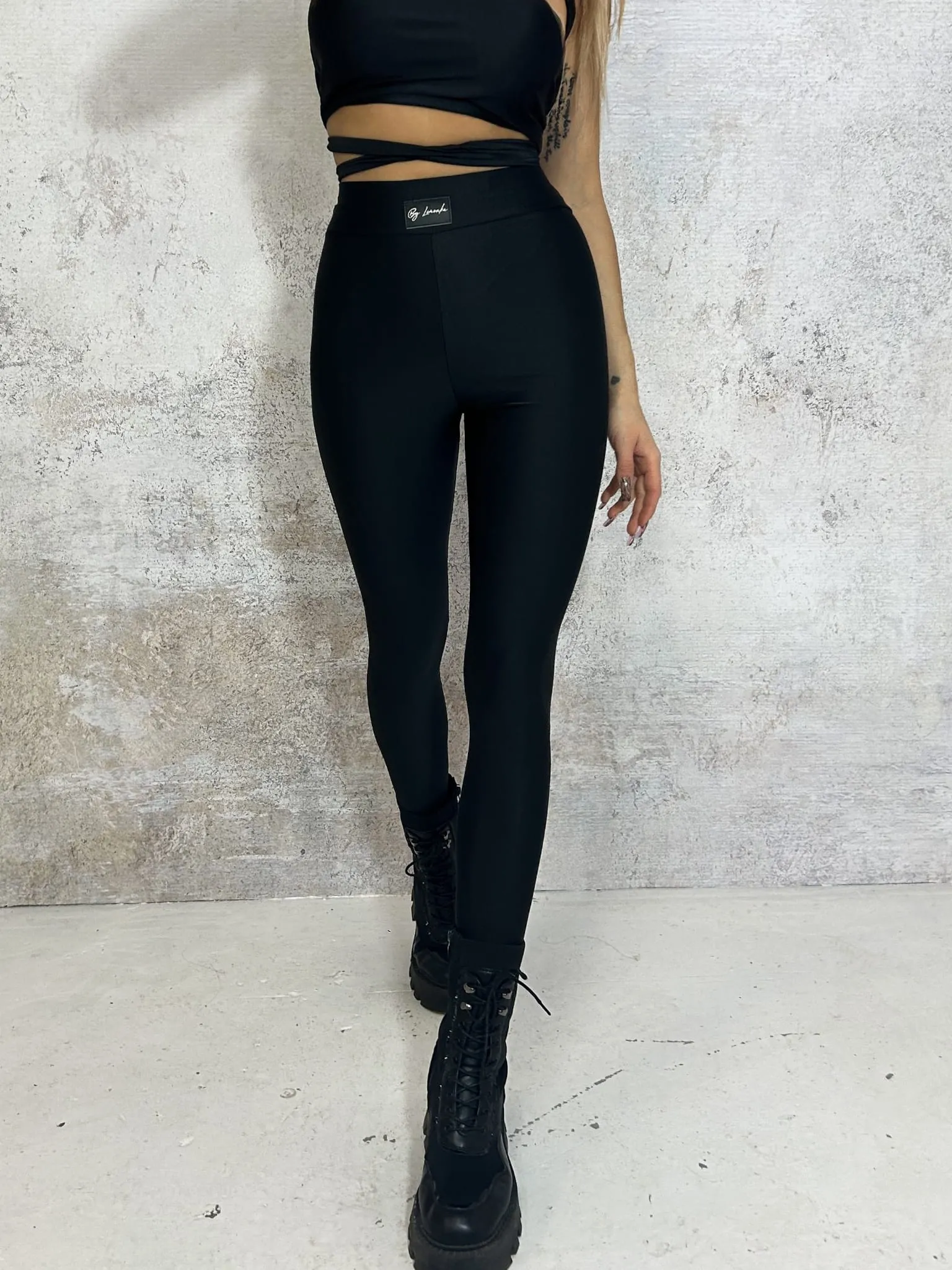 Spodnie legginsy by Limonka czarne 23A (Wariant rozmiar + kolor: S/M; Kolor: czarny)