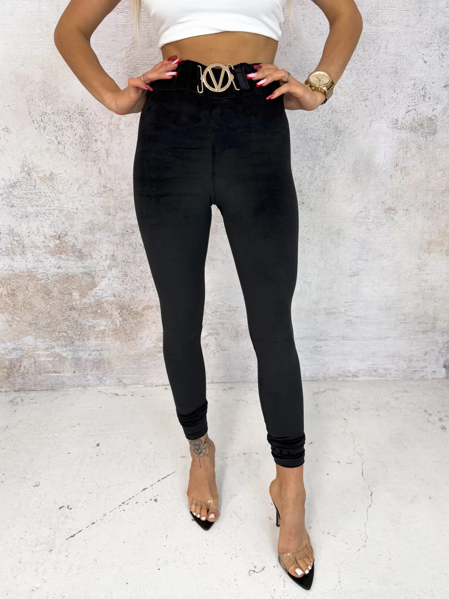 Spodnie legginsy z klamrą welurowe czarne 1 (Wariant rozmiar + kolor: XS/S; Kolor: czarny)