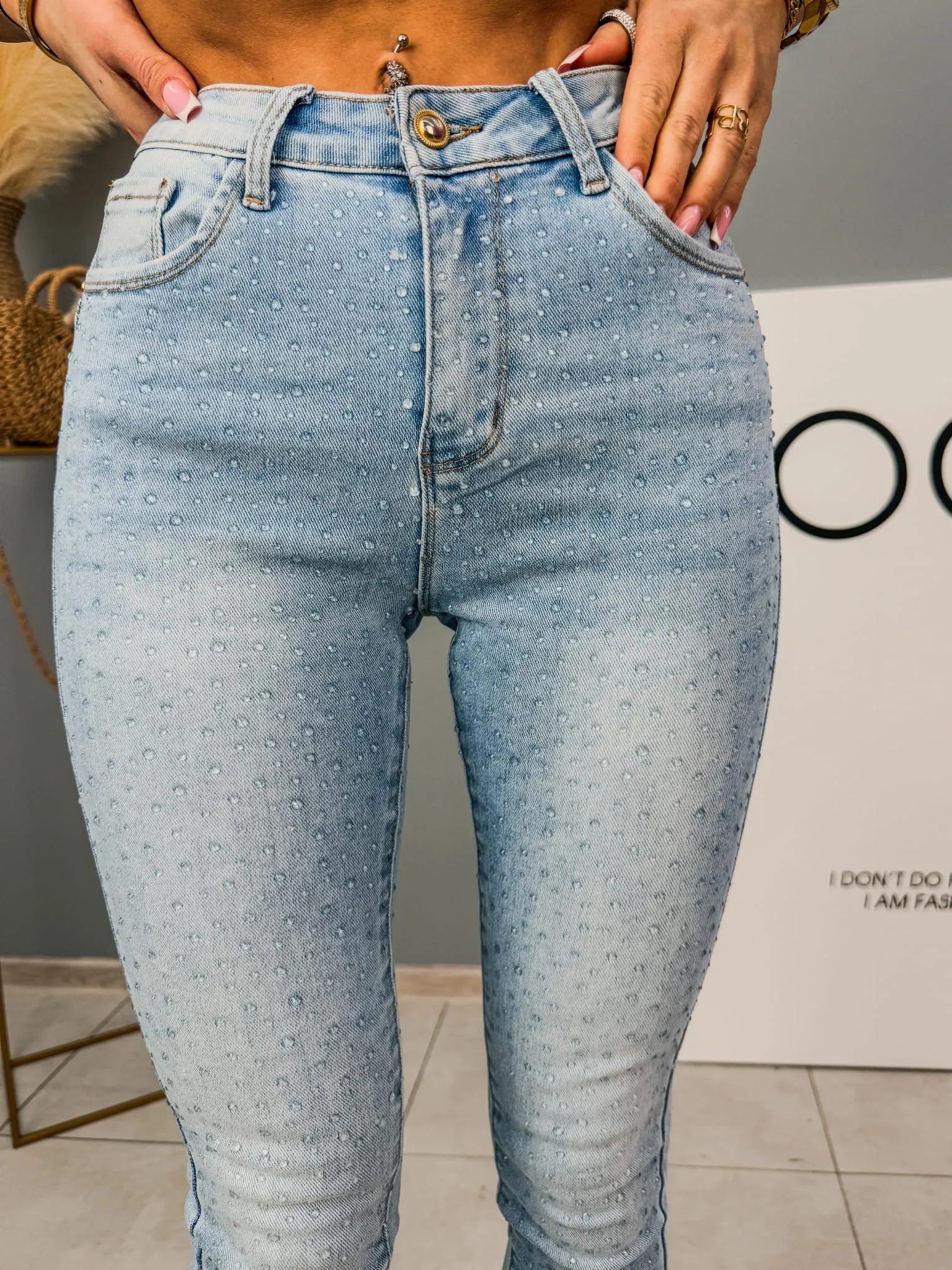 Spodnie jeansowe z cyrkoniami niebieskie 175 (Wariant rozmiar + kolor: M; Kolor: Niebieski)