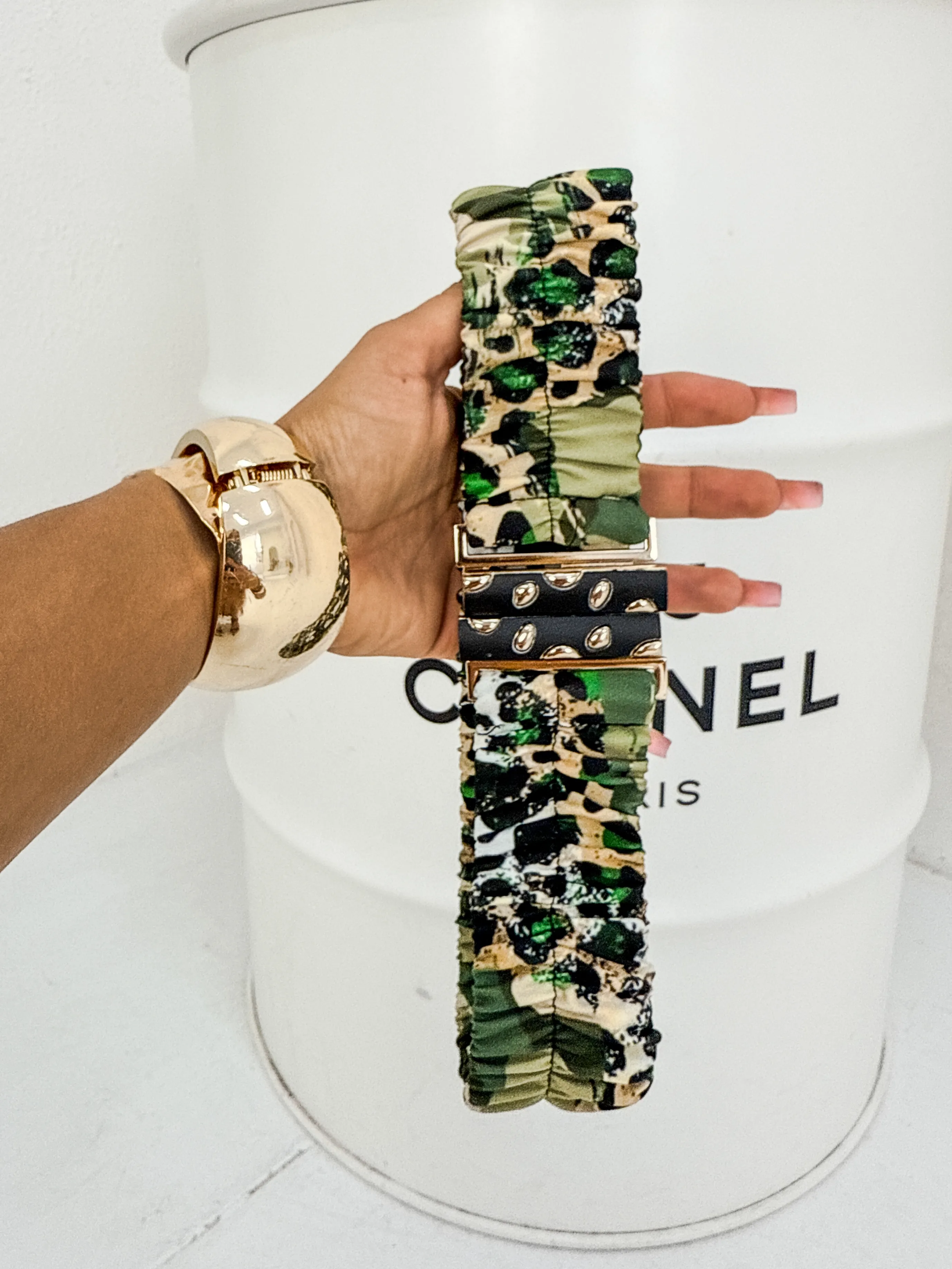 Pasek na gumie oliwkowy moro 19 (Wariant rozmiar + kolor: Uniwersalny; Kolor: Oliwka)