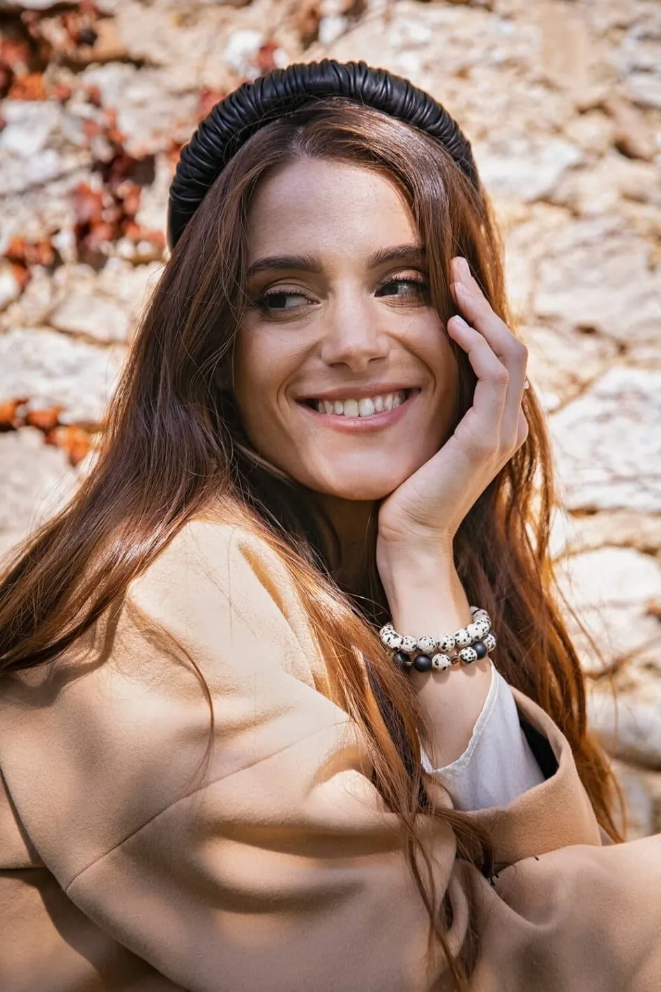 SKÓRZANA OPASKA DO WŁOSÓW - szeroka - marszczona - czarna