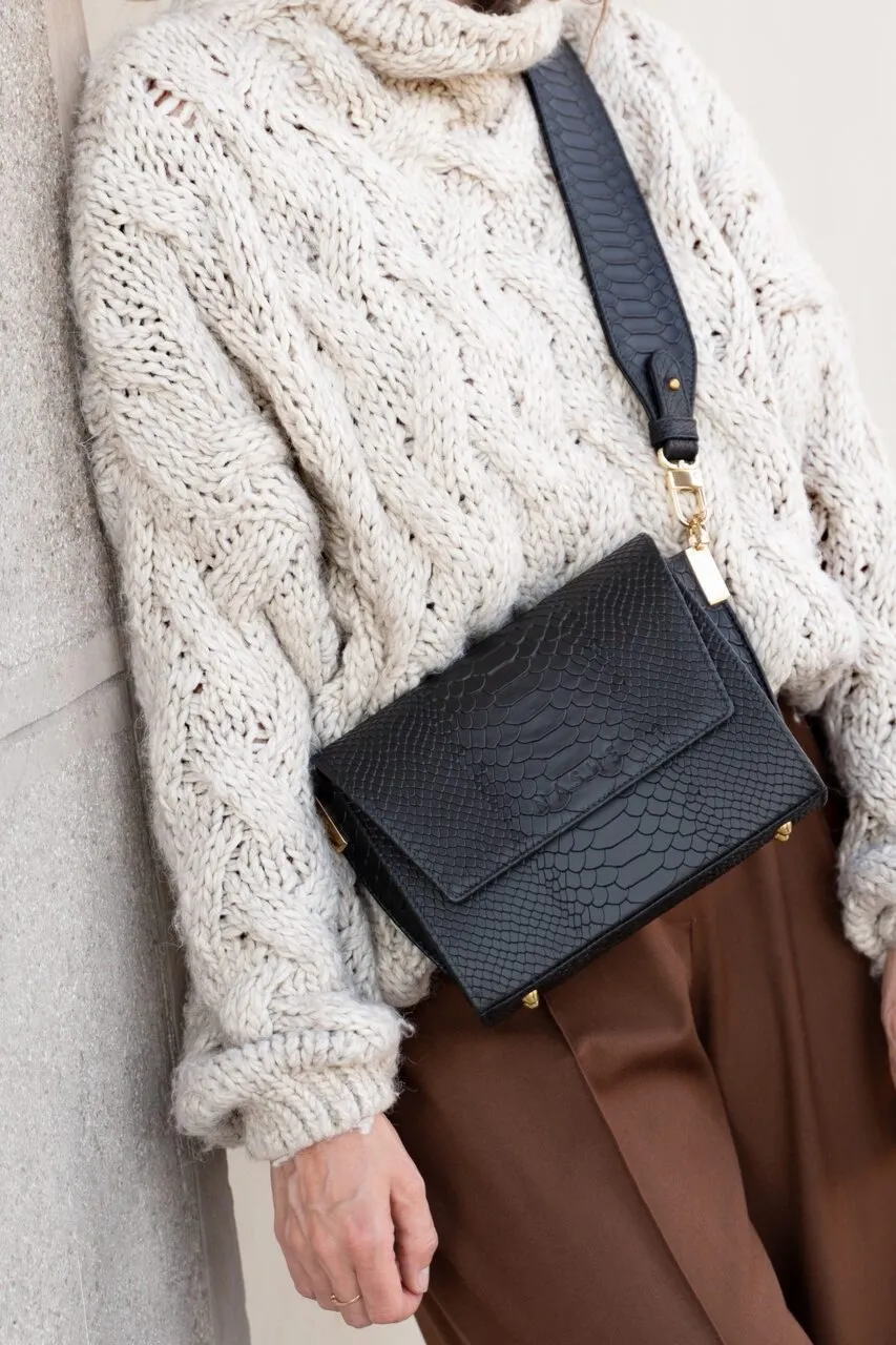 SWITCH MAXI - skórzana torebka - dwa paski - czarna - tłoczona