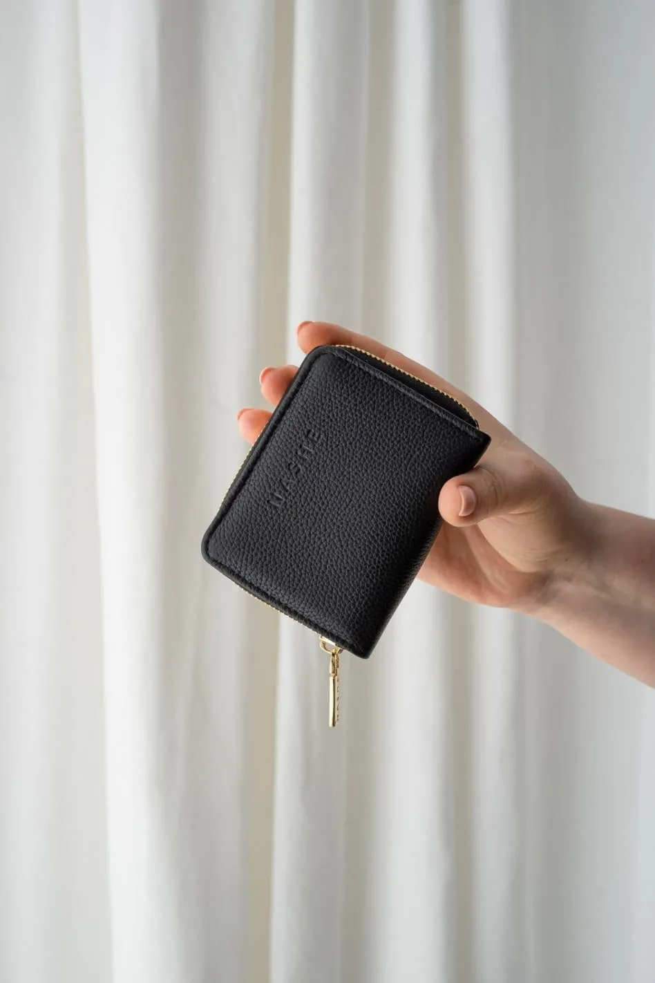 PORTFEL SKÓRZANY MAŁY -no.1 - czarny - złote okucia - czarna