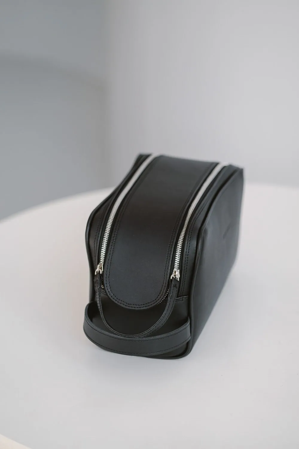 Kosmetyczka podróżna XL - skórzana - czarna