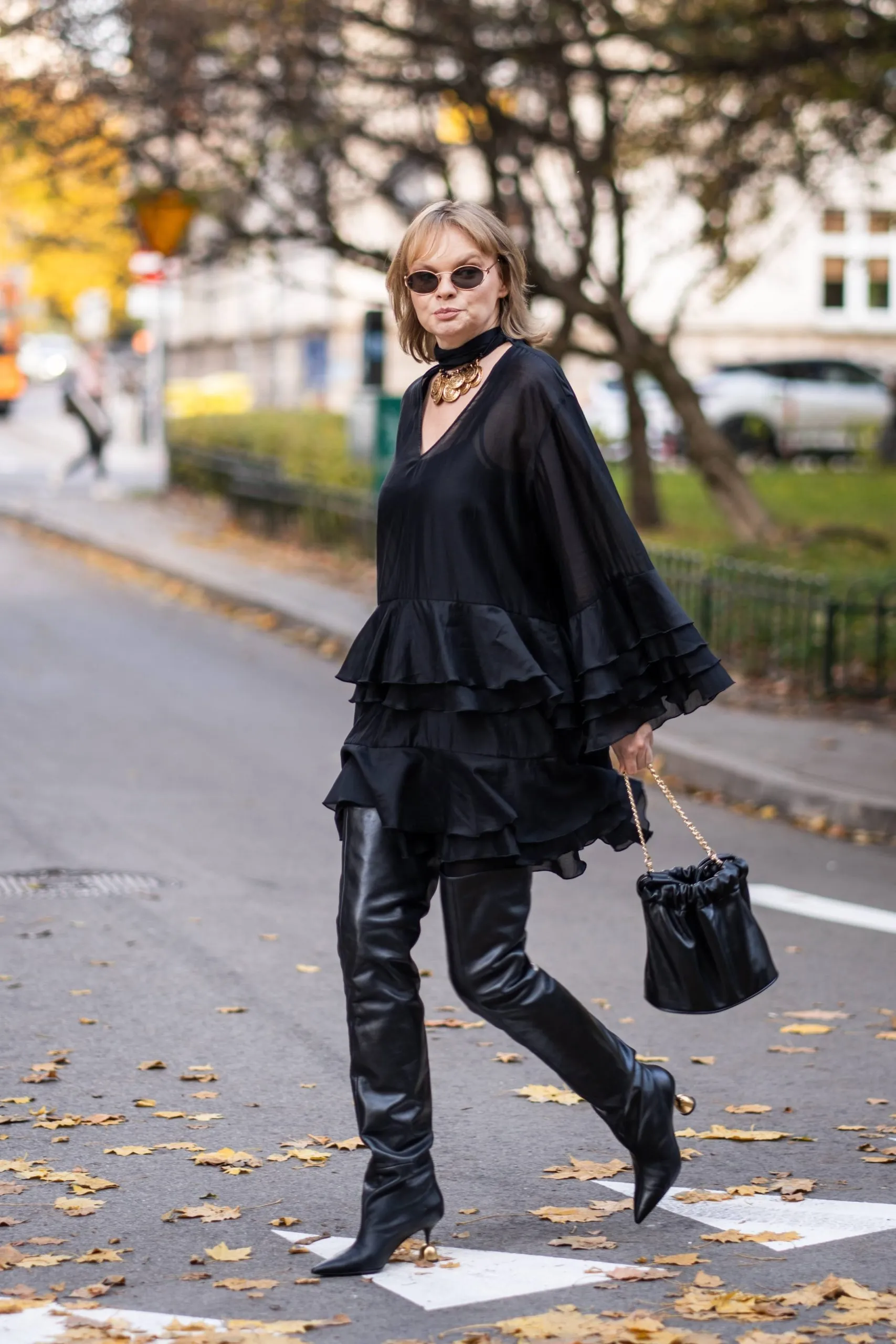 OSA x NASHE - skórzana torebka worek - czarny