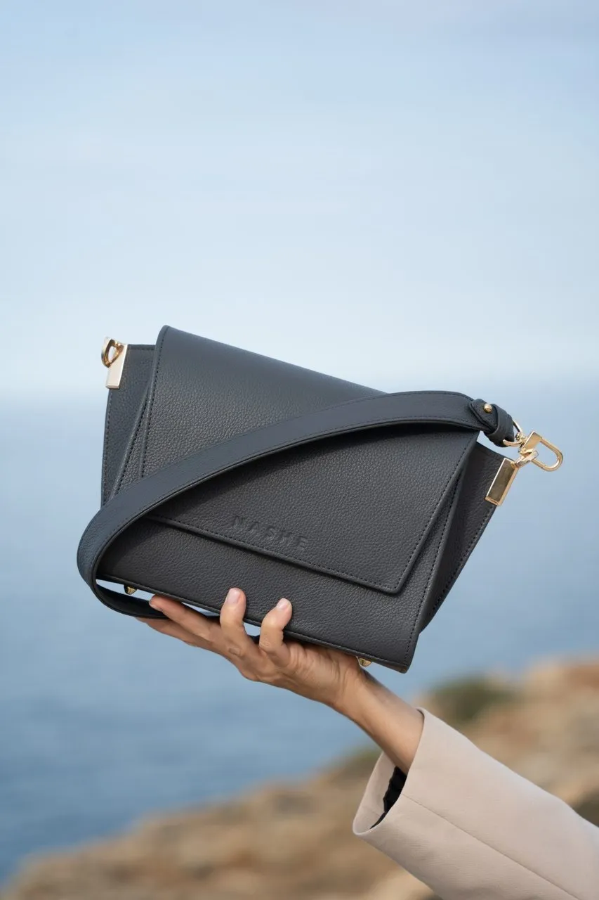 SWITCH BOX - skórzana torebka - grafit - Srebro, wersja z jedwabną szarfą 78cm