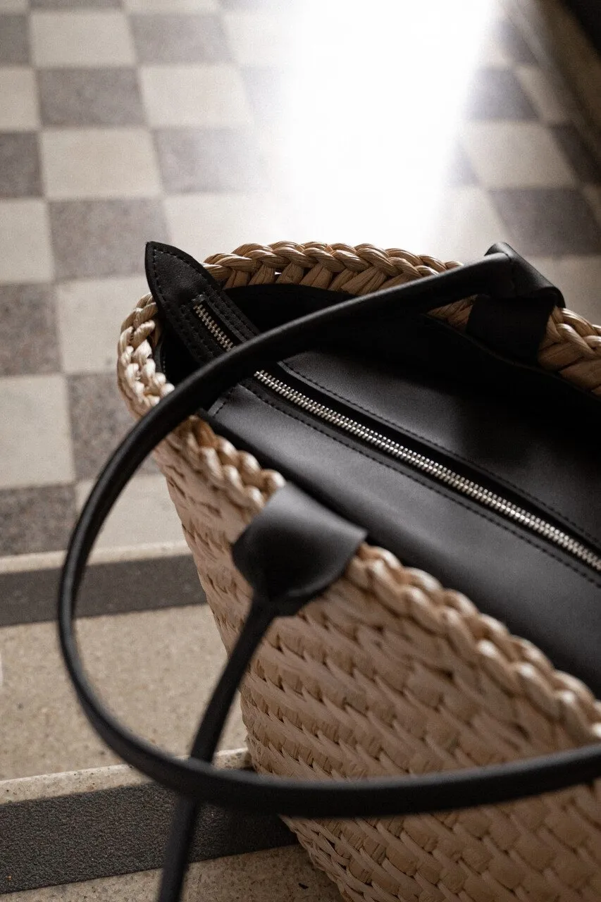 OH MY KOSH! - mniejszy pleciony koszyk z rogożyny - czarny - Srebro