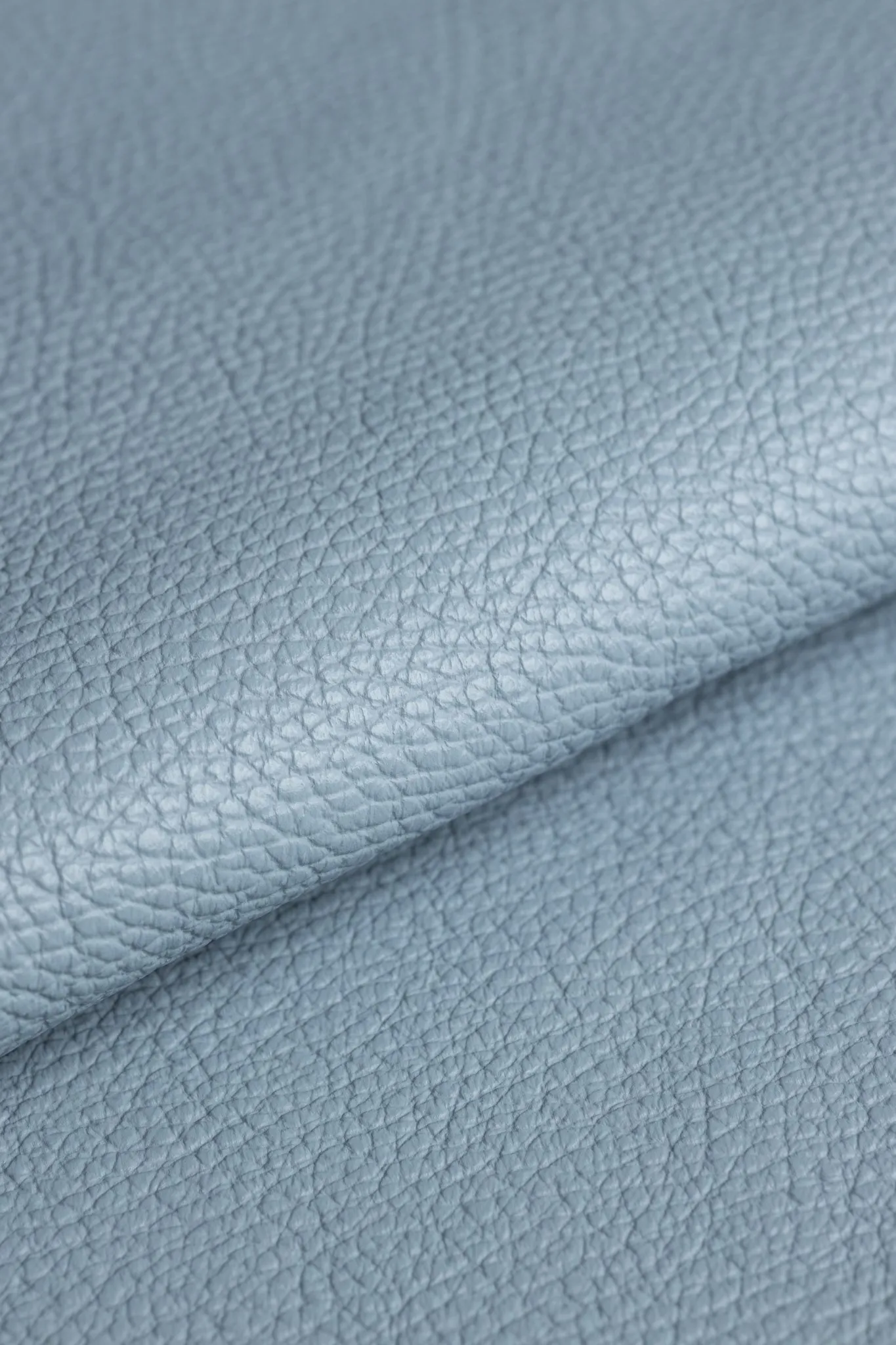 CHWOST - skórzany brelok do torebki - jasny niebieski