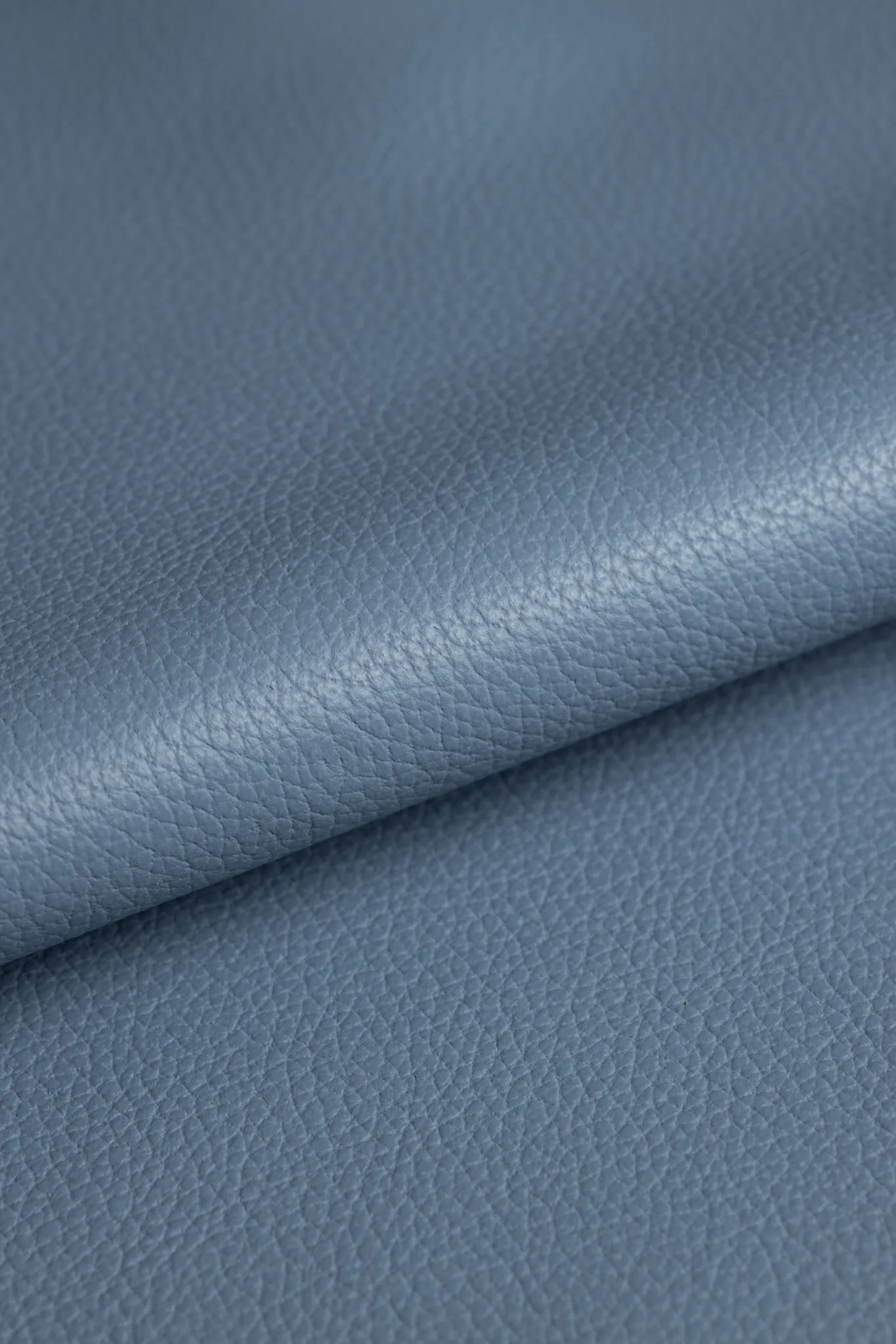 CHWOST - skórzany brelok do torebki - denim