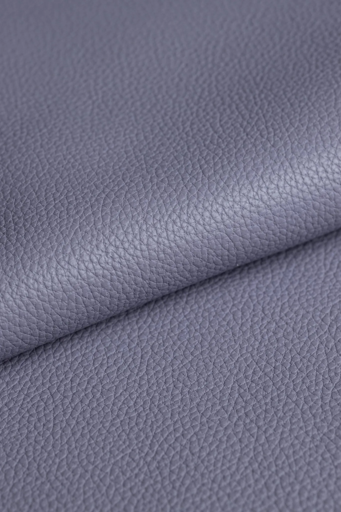 CHWOST - skórzany brelok do torebki - lawenda