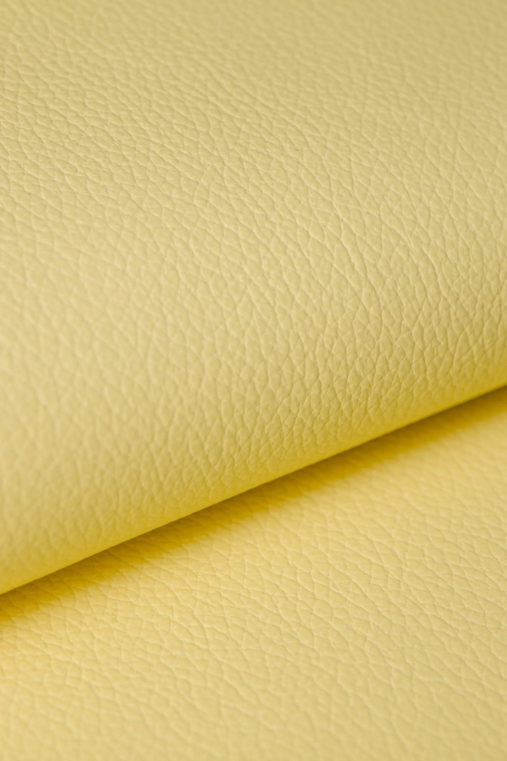 CHWOST - skórzany brelok do torebki - masełkowy żółty