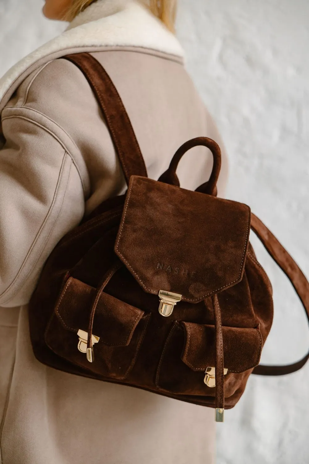 PLECAK Z KIESZENIAMI - skórzany - damski - zamszowy - brąz