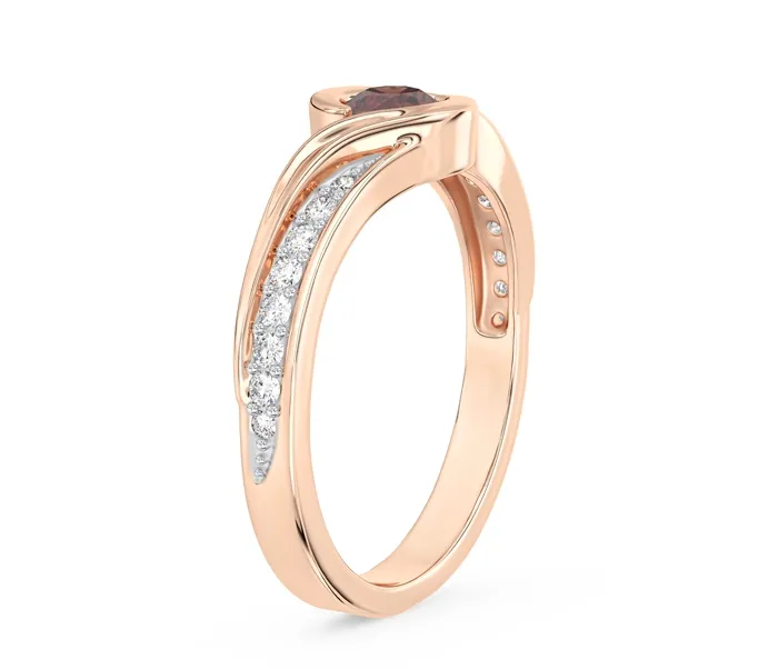 Pierścionek z różowego złota z granatem i brylantami 0,14 ct wzór BP-2839P