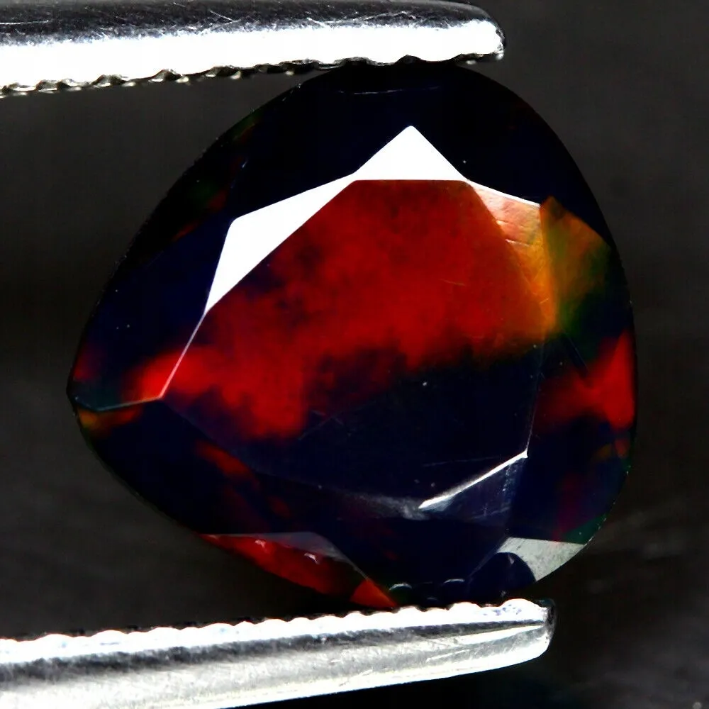 Opal czarny kamień naturalny 1.52ct AAA