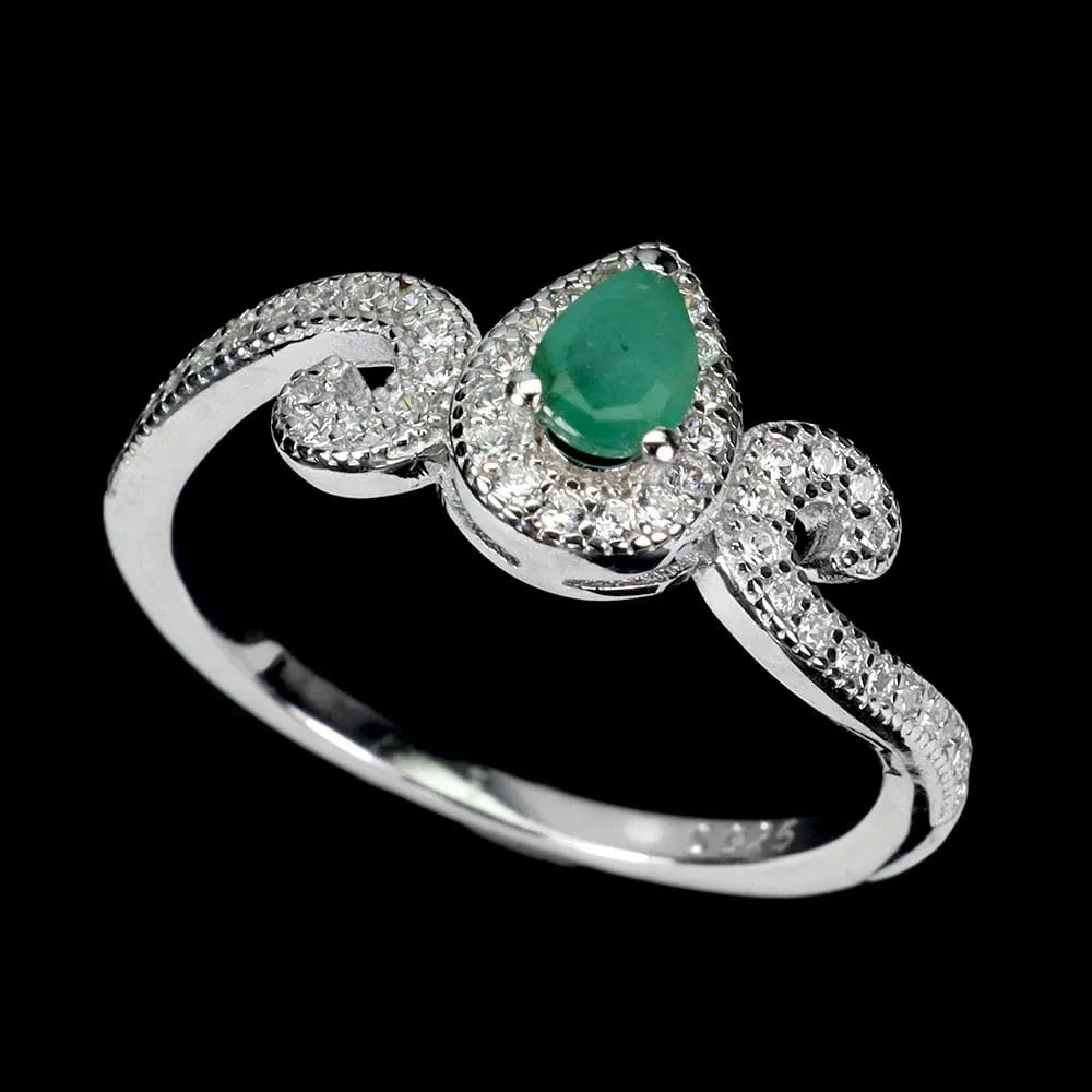 Delikatny srebrny elegancki pierścionek naturalny szmaragd cyrkonie r 17