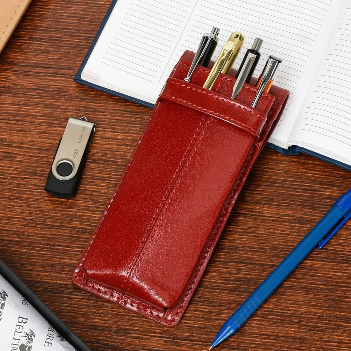 Piórnik Skórzany etui na pióro granatowe Beltimore J03