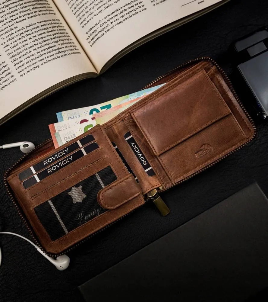 Funkcjonalny męski skórzany portfel od Always Wild