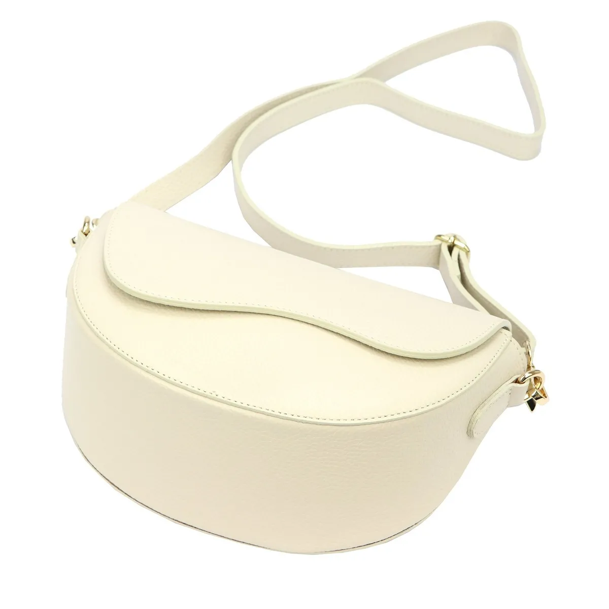 Miejska skórzana torebka półksiężycowej formy od vera Pelle, elegancka i funkcjonalna na co dzień