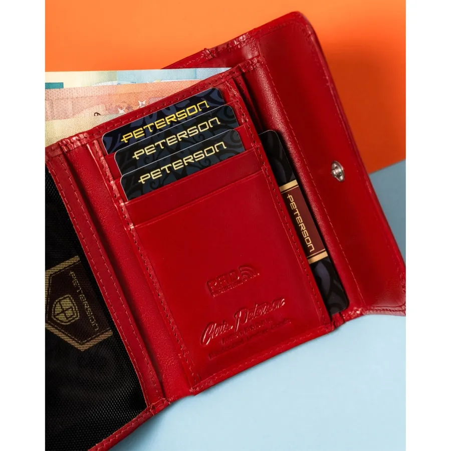 Damski portfel z naturalnej skóry Peterson PTN 27074-NGV