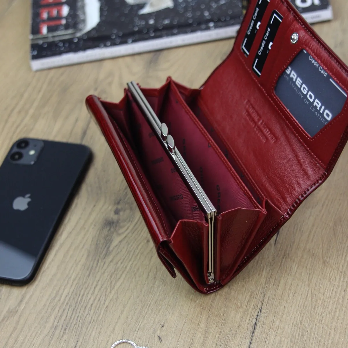 Czerwony skórzany portfel damski Gregorio, lekki i Elegancki, idealny na co dzień