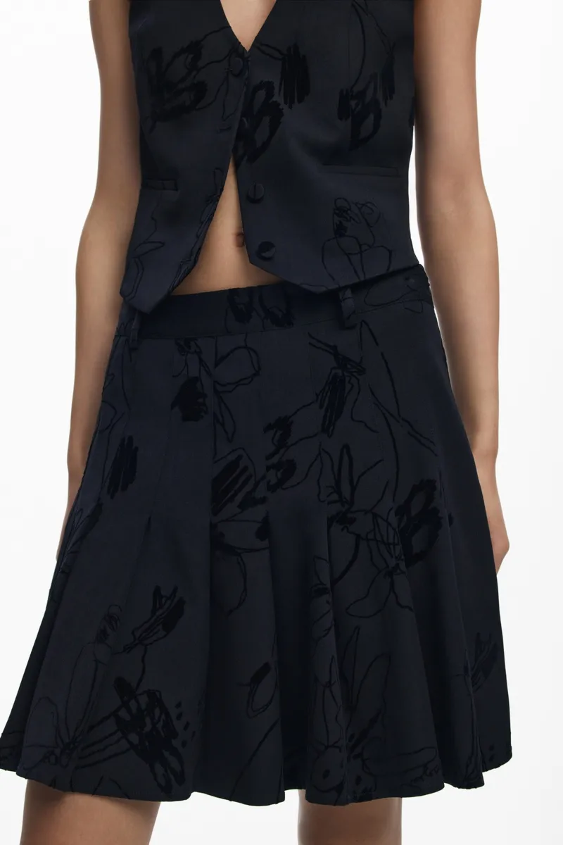 DESIGUAL CZARNA KRÓTKA SPÓDNICZKA DAMSKA