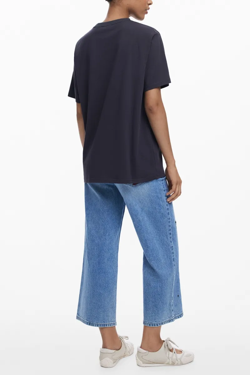 DAMSKA KOSZULKA Z KRÓTKIM RĘKAWEM DESIGUAL CZARNA