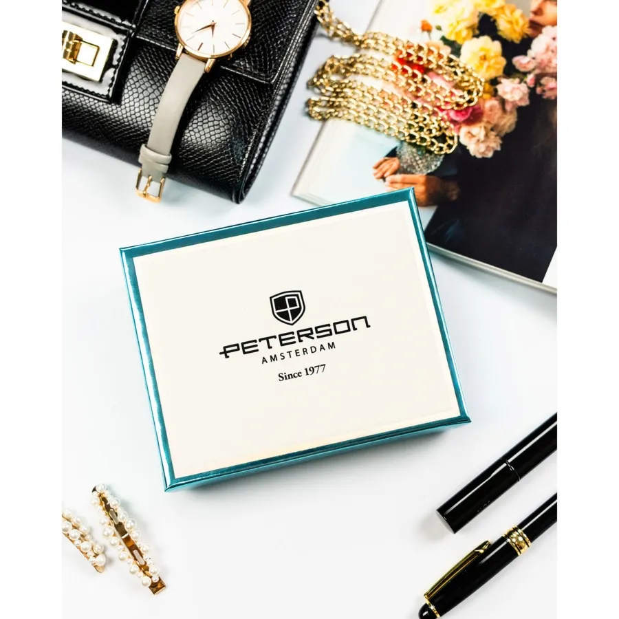 Skórzany damski portfel Peterson PTN PS15-09-MLF