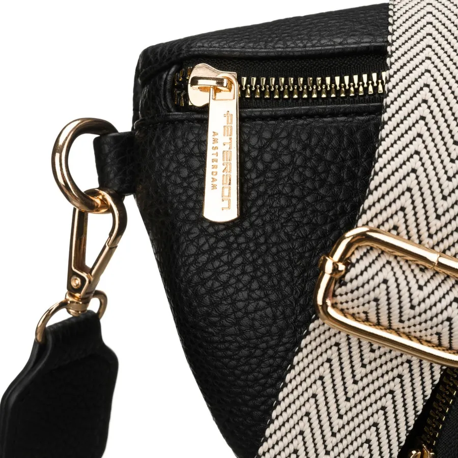 Miejska, czarna nerka damska ze skóry ekologicznej zawieszona na regulowanym pasku - Peterson