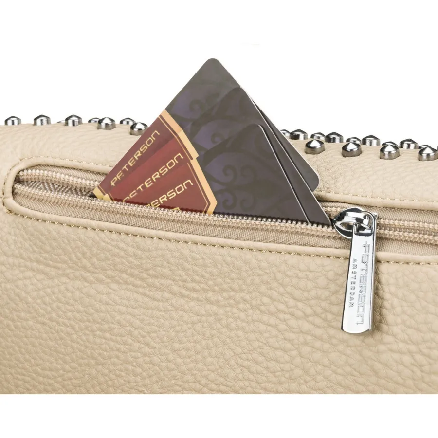 Beżowa saszetka damska wykonana ze skóry ekologicznej, ozdobiona ćwiekami - Peterson