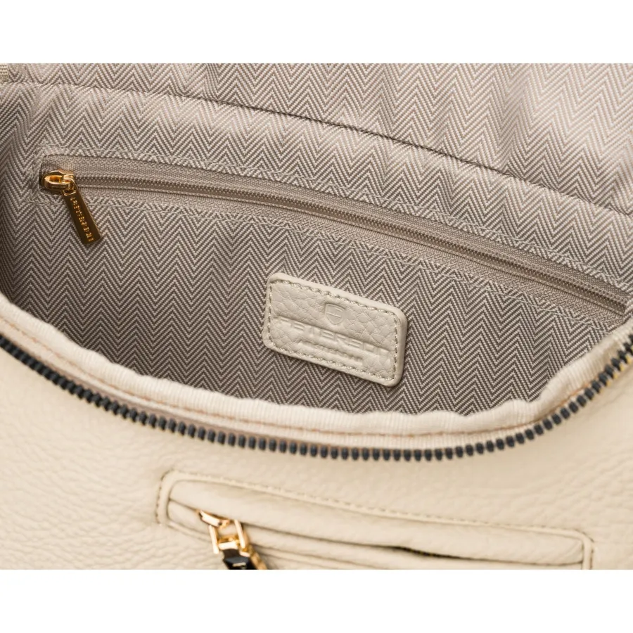 Saszetka damska ze skóry ekologicznej w beżowym kolorze z kieszenią na rewersie - Peterson