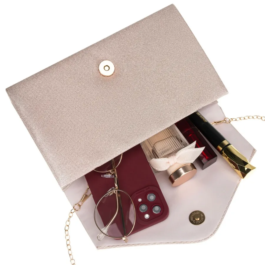 Elegancka, brokatowa kopertówka damska wykonana z tkaniny syntetycznej w beżowym kolorze - Rovicky