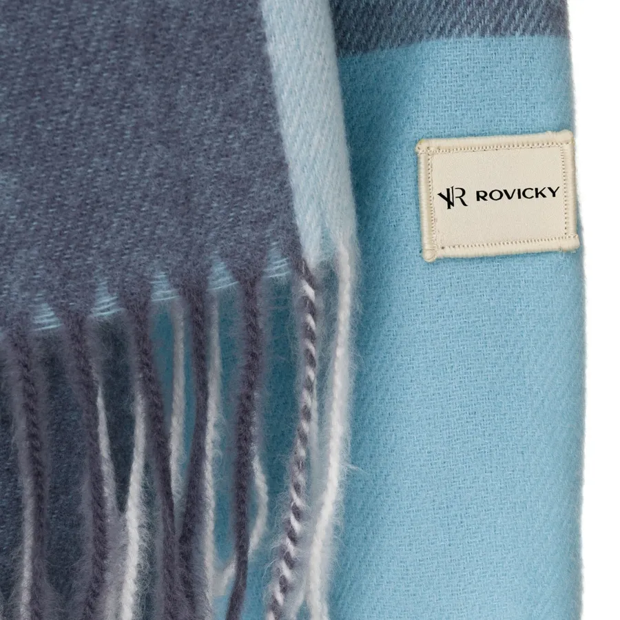 Dwustronny, niebieski szal damski z poliestru ozdobiony frędzlami - Rovicky