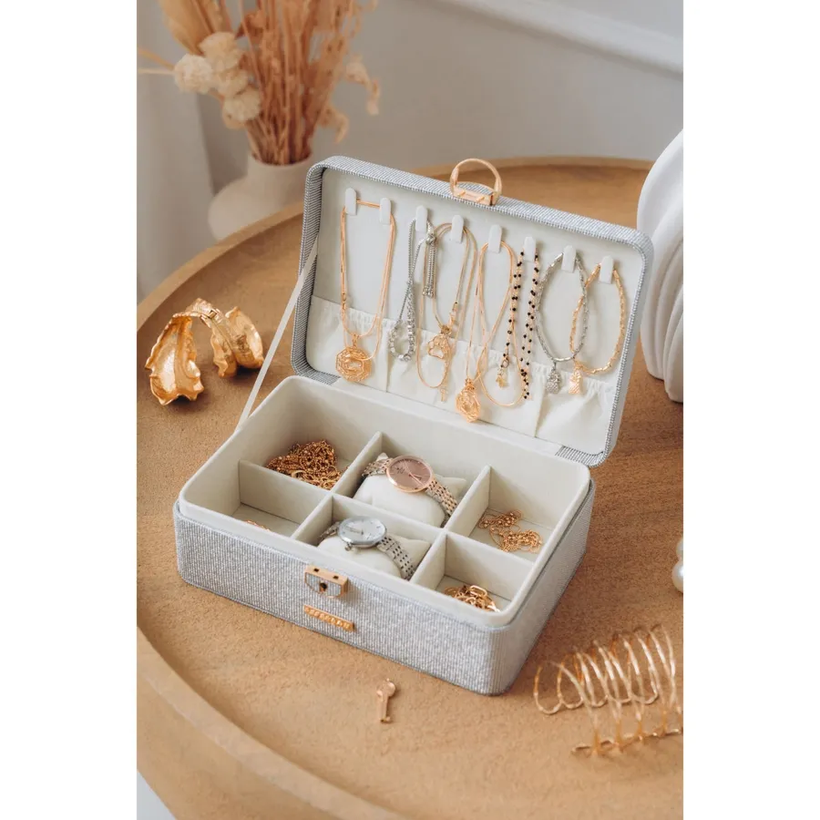 Szara, elegancka szkatułka zamykana na zatrzask i kluczykiem - Peterson